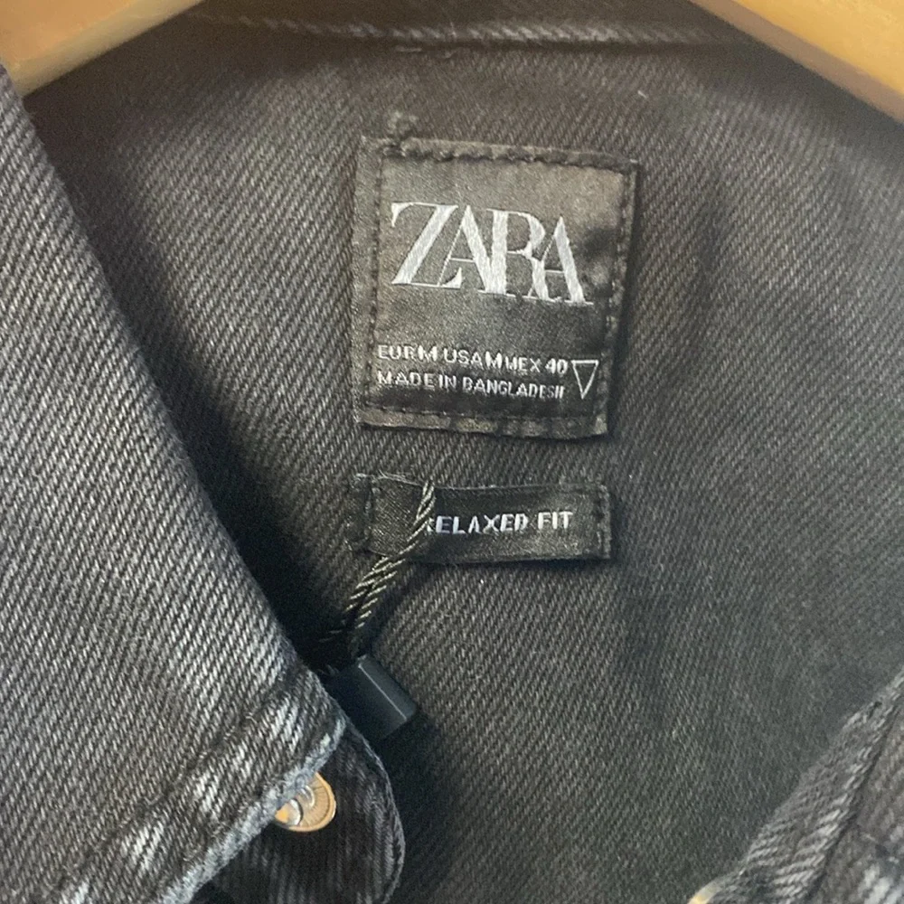 Zara Man Jacket Men Meduim Black Button Down Distressed Relaxed Fit Trucker